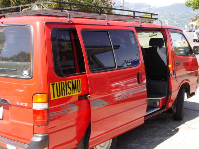 Costa Rica Shuttle Bus